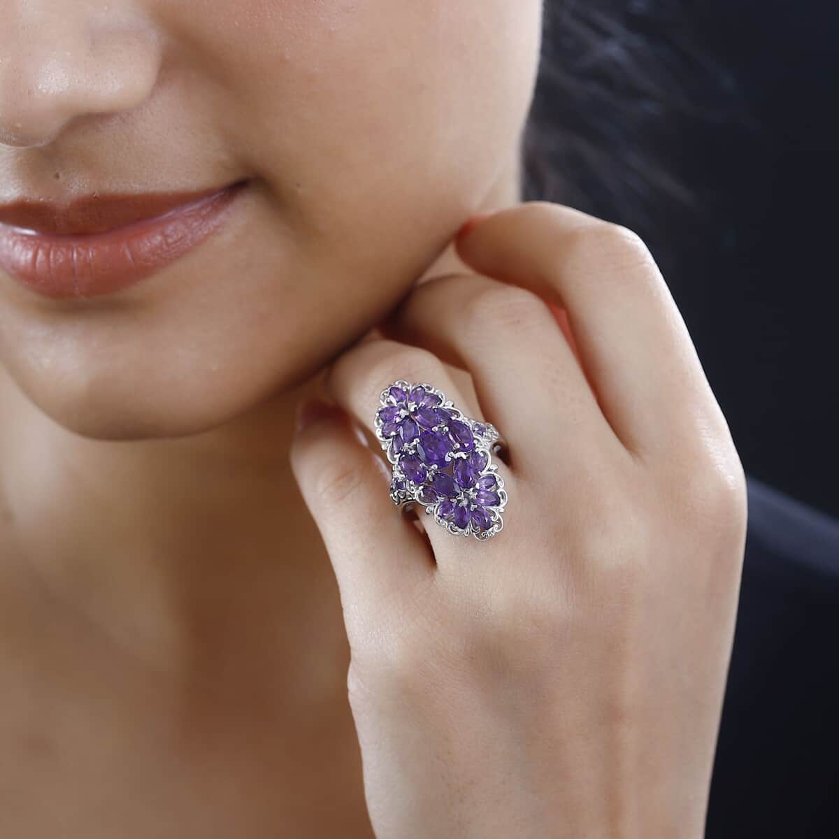 African Amethyst Floral Ring in Platinum Over Sterling Silver (Size 5.0) 4.00 ctw image number 2