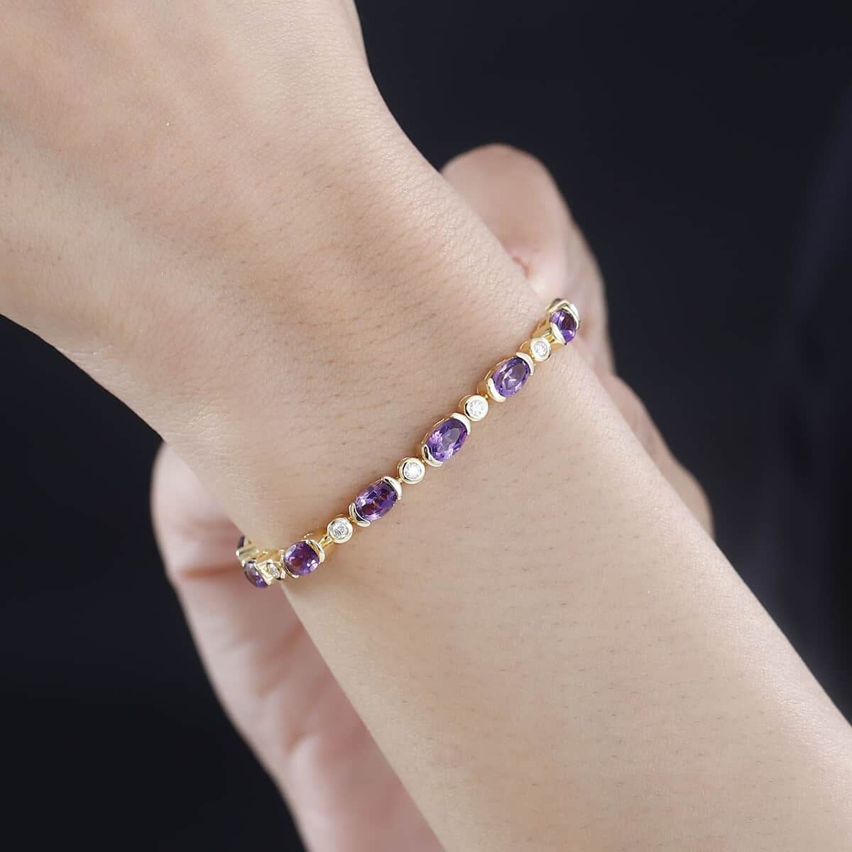 Premium Uruguayan Amethyst, Moissanite Bracelet in Vermeil YG Over Sterling Silver (6.50 In) 6.50 ctw image number 2