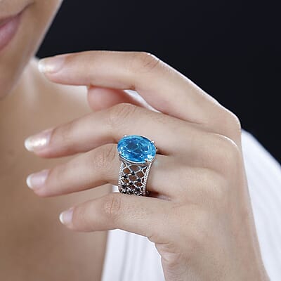 D'Joy Capri Blue Quartz (Triplet) and Thai Black Spinel Ring in Platinum Over Sterling Silver (Size 10.0) 11.15 ctw