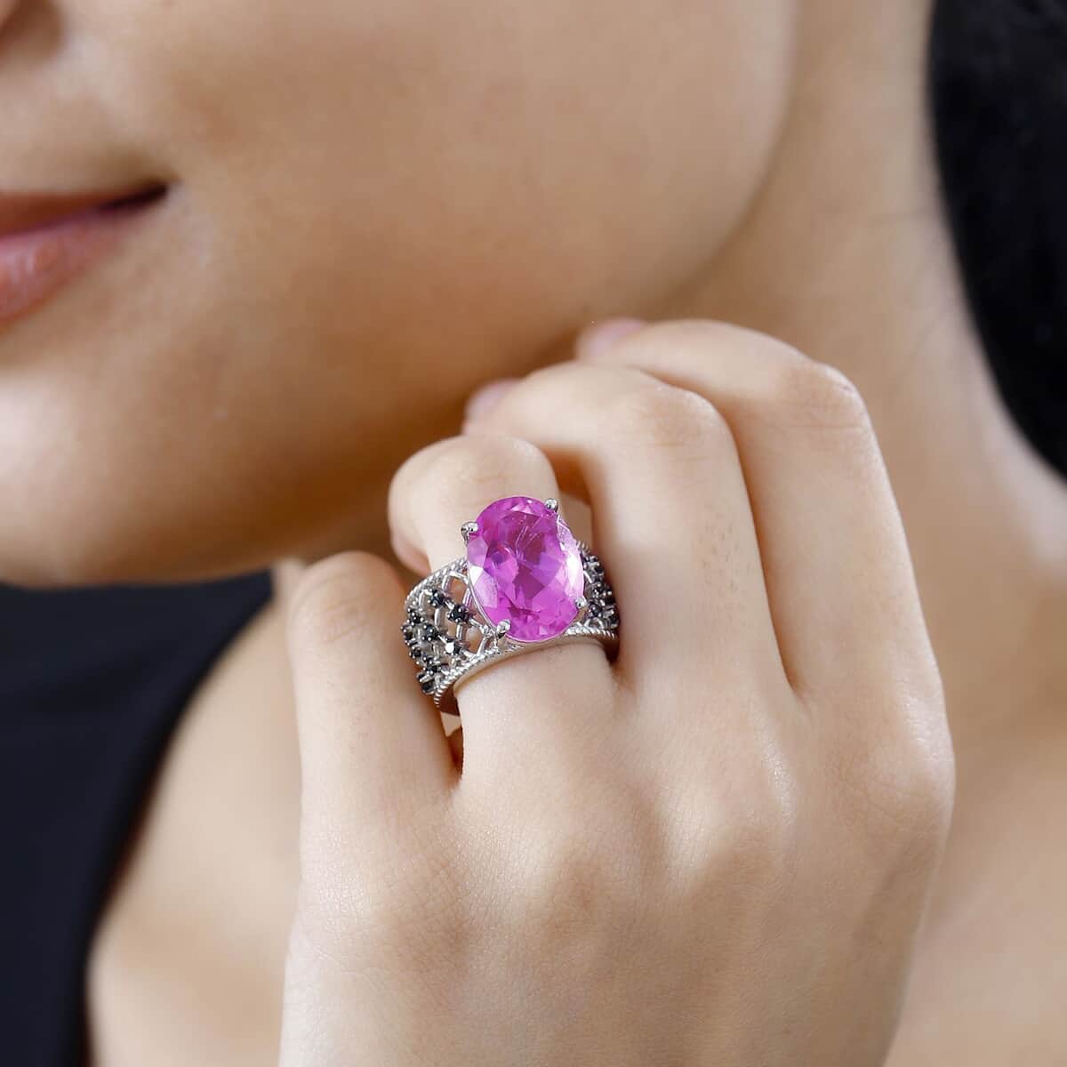 Radiant Orchid Quartz (Triplet) and Thai Black Spinel Ring in Platinum Over Sterling Silver (Size 9.0) 11.25 ctw image number 2