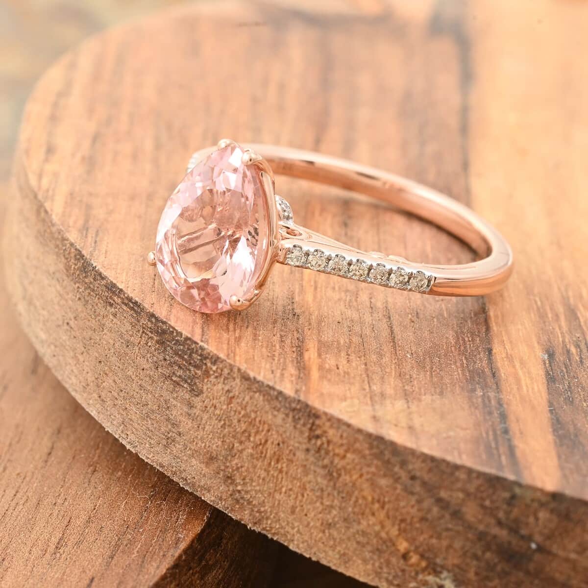 Certified & Appraised Luxoro 14K Rose Gold AAA Pink Morganite and G-H I2 Diamond Ring (Size 7.0) 2.40 ctw image number 1