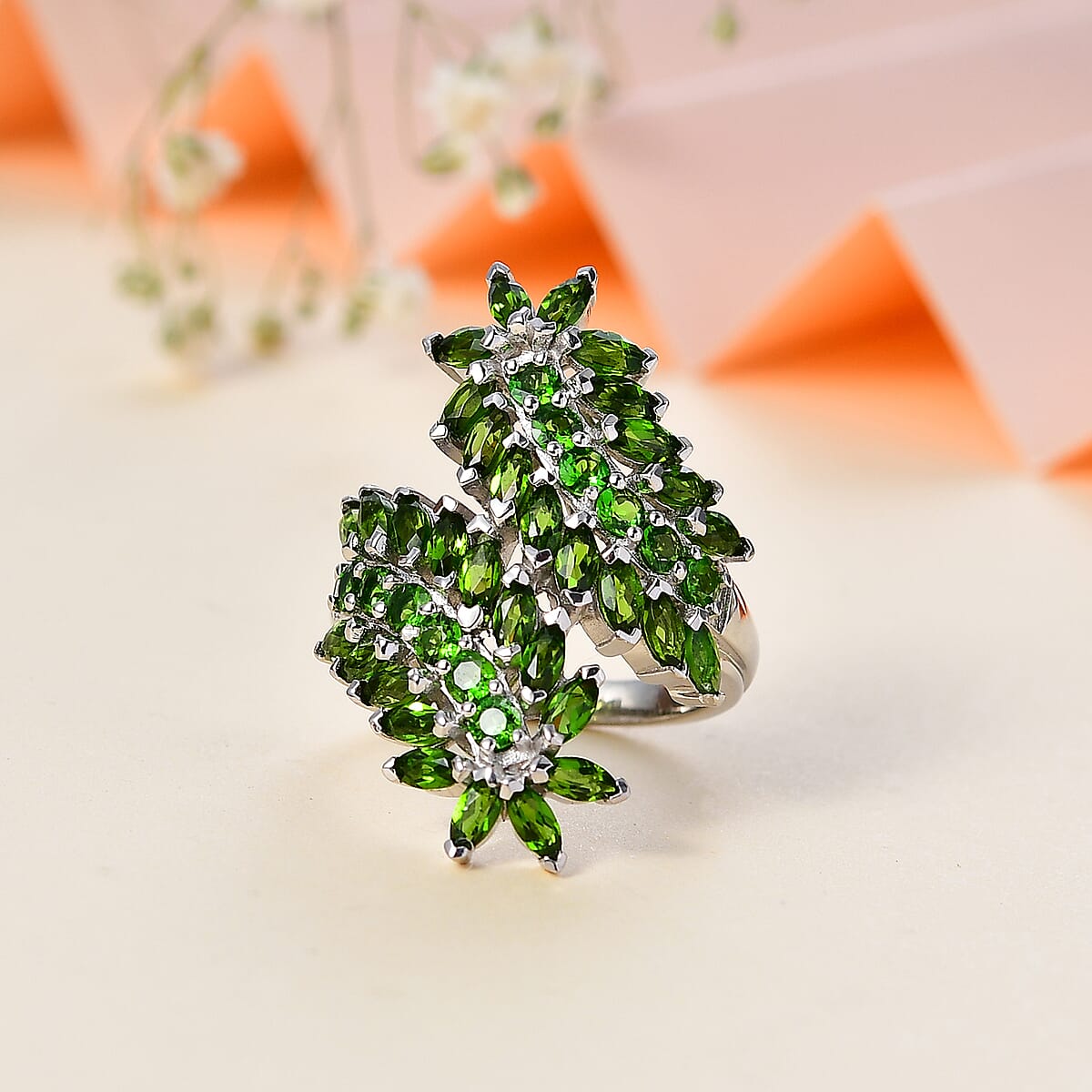 Chrome Diopside Bypass Leaf Ring in Platinum Over Sterling Silver (Size 7.0) 4.00 ctw image number 1