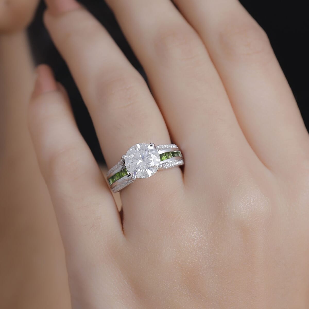 Moissanite and Chrome Diopside 3.35 ctw Bridge Ring in Platinum Over Sterling Silver (Size 5.0) image number 2