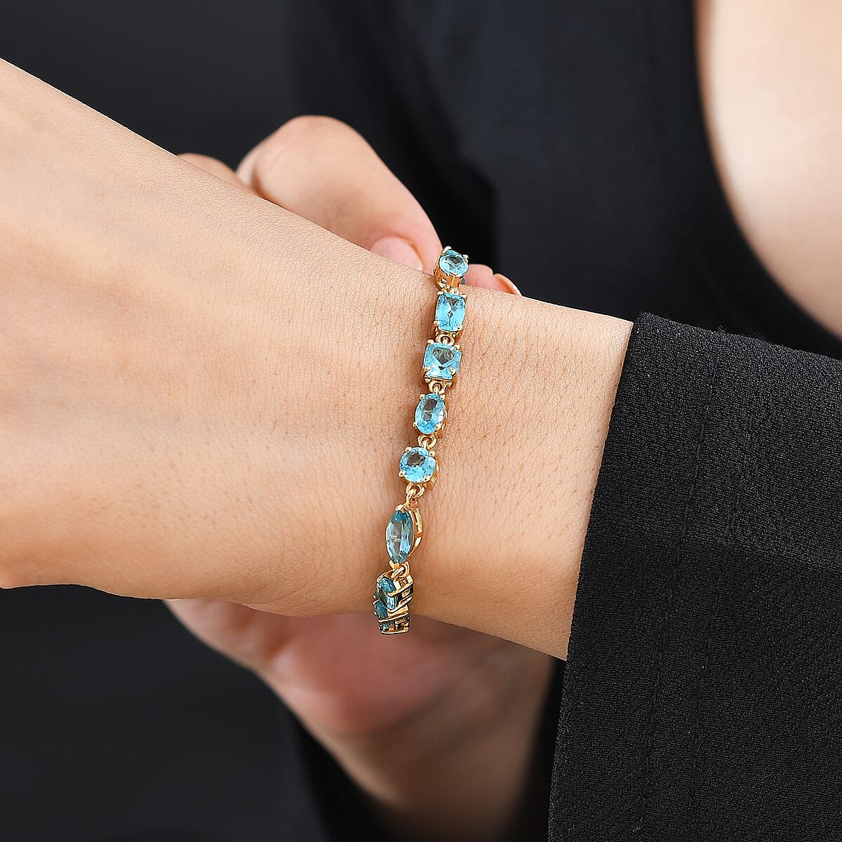 Betroka Blue Apatite 4.75 ctw Link Bracelet in 14K Vermeil Yellow Gold Over Sterling Silver (8.00 In) image number 2