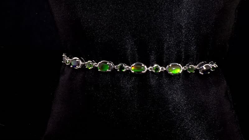 Canadian Ammolite and Chrome Diopside Bracelet in Platinum Over Sterling Silver (7.25 In) 0.90 ctw