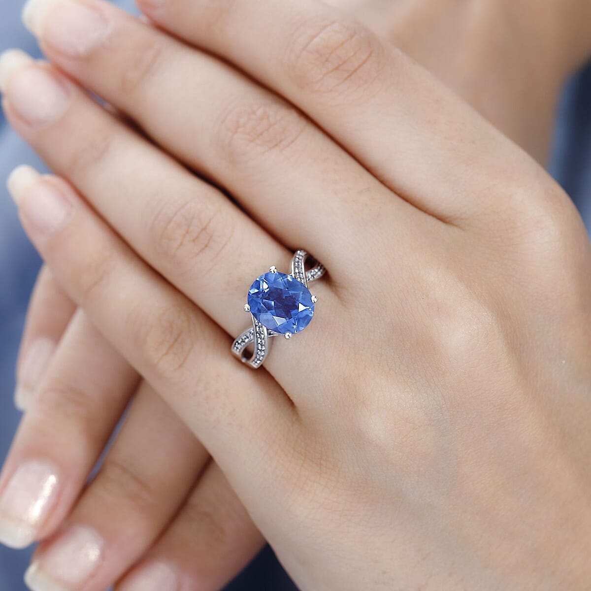 Color Change Fluorite (IR) and White Zircon Ring in Rhodium Over Sterling Silver (Size 8.0) 4.35 ctw image number 2