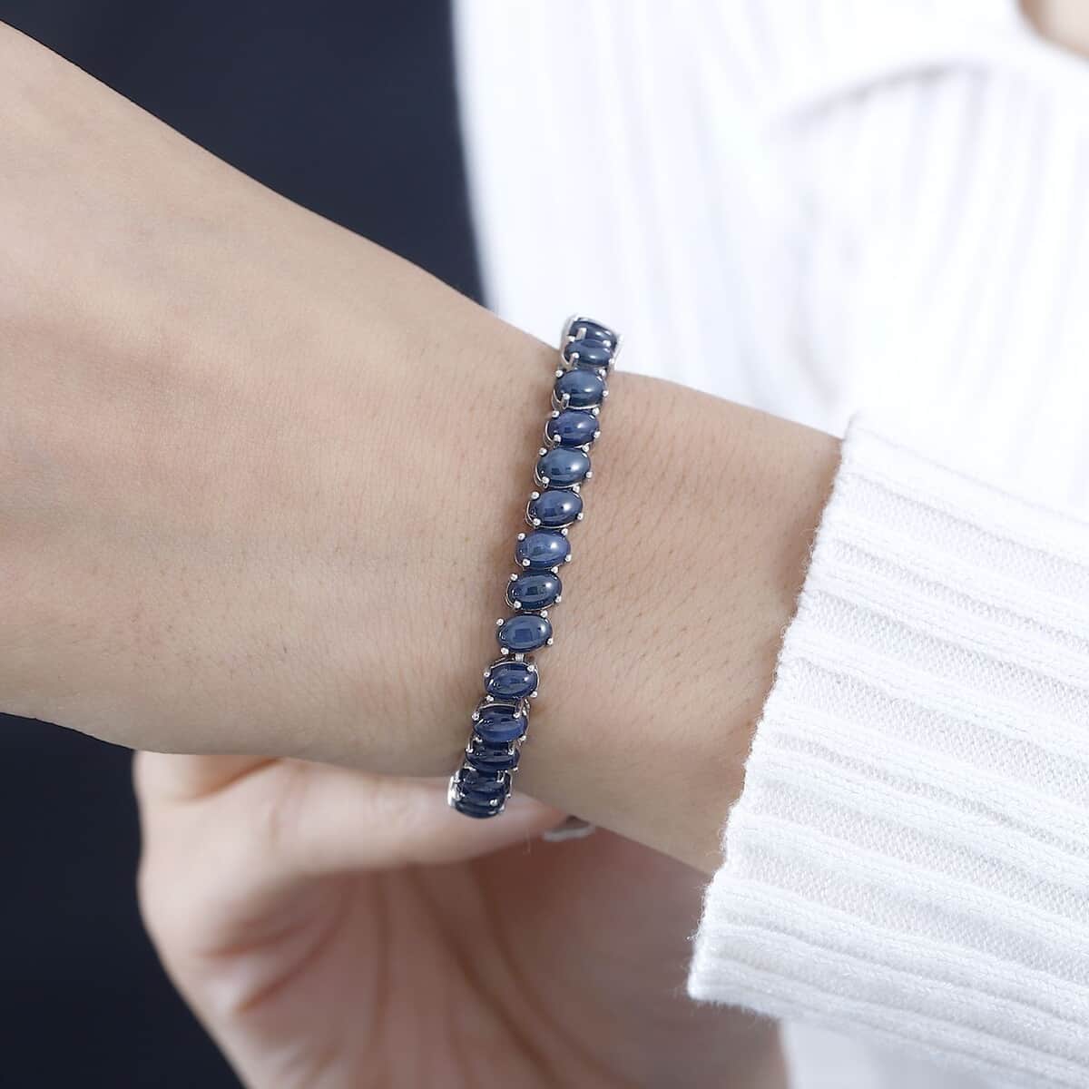 Premium Blue Star Sapphire (DF) Bracelet in Platinum Over Sterling Silver (6.50 In) 30.10 ctw image number 2