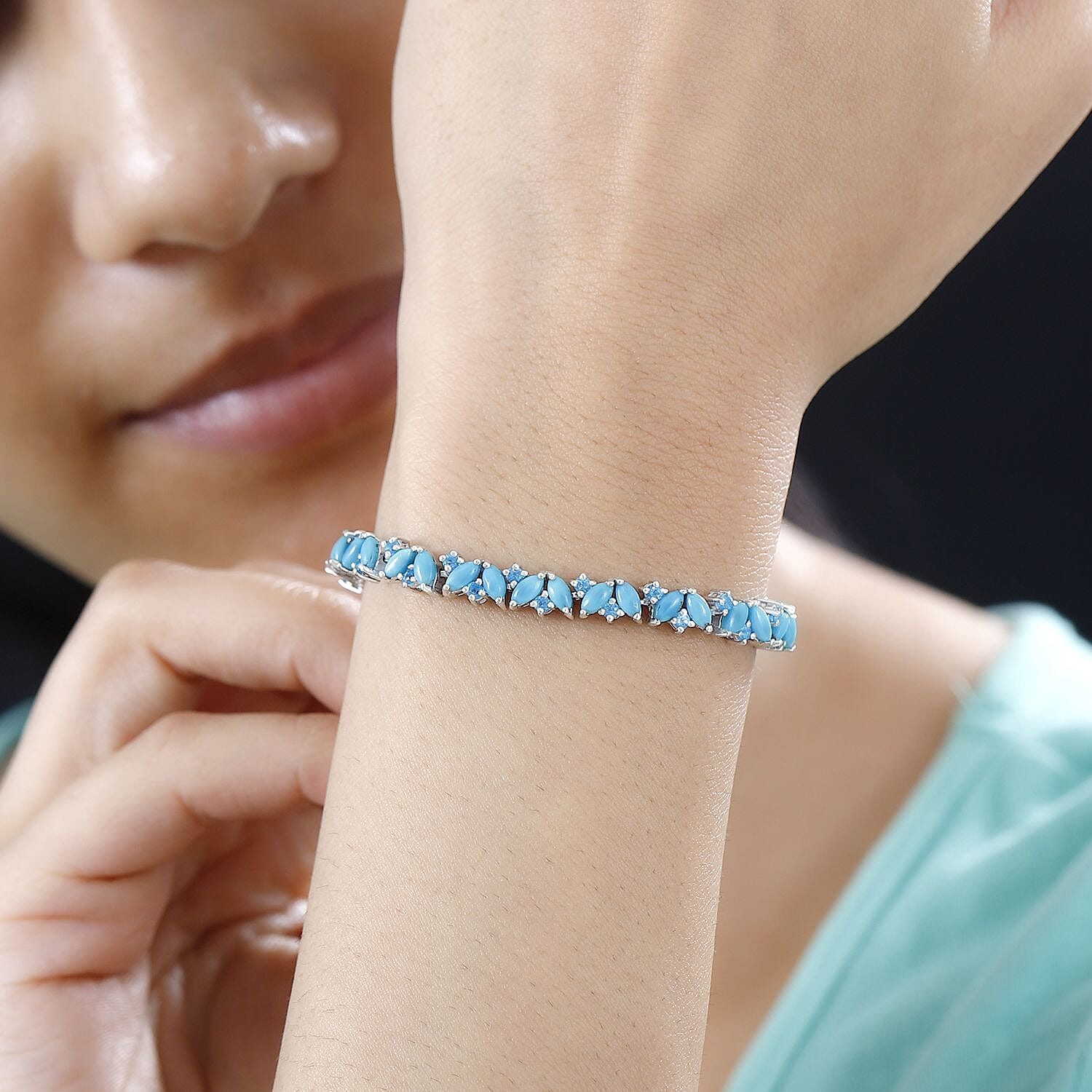 Premium Sleeping Beauty Turquoise and Malgache Neon Apatite Star Fish Motif Bracelet in Rhodium Over Sterling Silver (7.25 In) 7.10 ctw