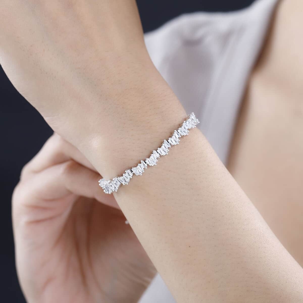 White Zircon Bracelet in Rhodium Over Sterling Silver (7.25 In) 7.35 ctw image number 2