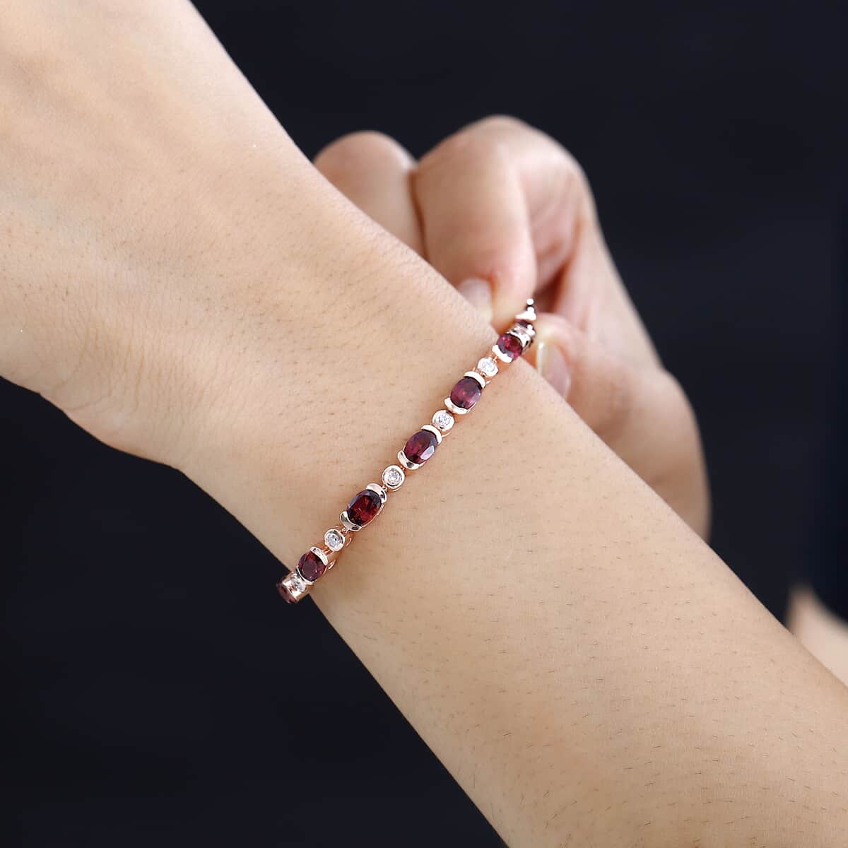 Tanzanian Wine Garnet and Moissanite Link Bracelet in 18K Vermeil Rose Gold Over Sterling Silver (7.25 In) 8.90 ctw image number 2