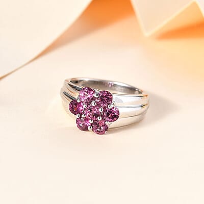 Tanzanian Wine Garnet Pressure Set Ring in Rhodium Over Sterling Silver (Size 10.0) 1.50 ctw