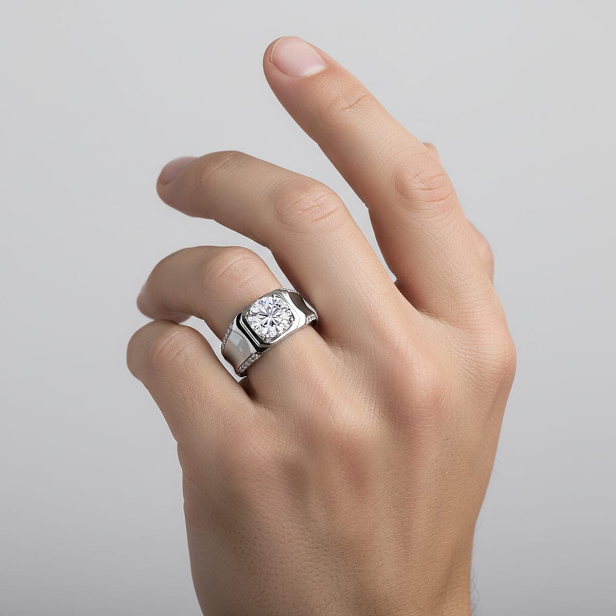 Doorbuster D'Joy Moissanite 3.15 ctw Men's Ring in Rhodium Over Sterling Silver (Size 9.0) image number 2