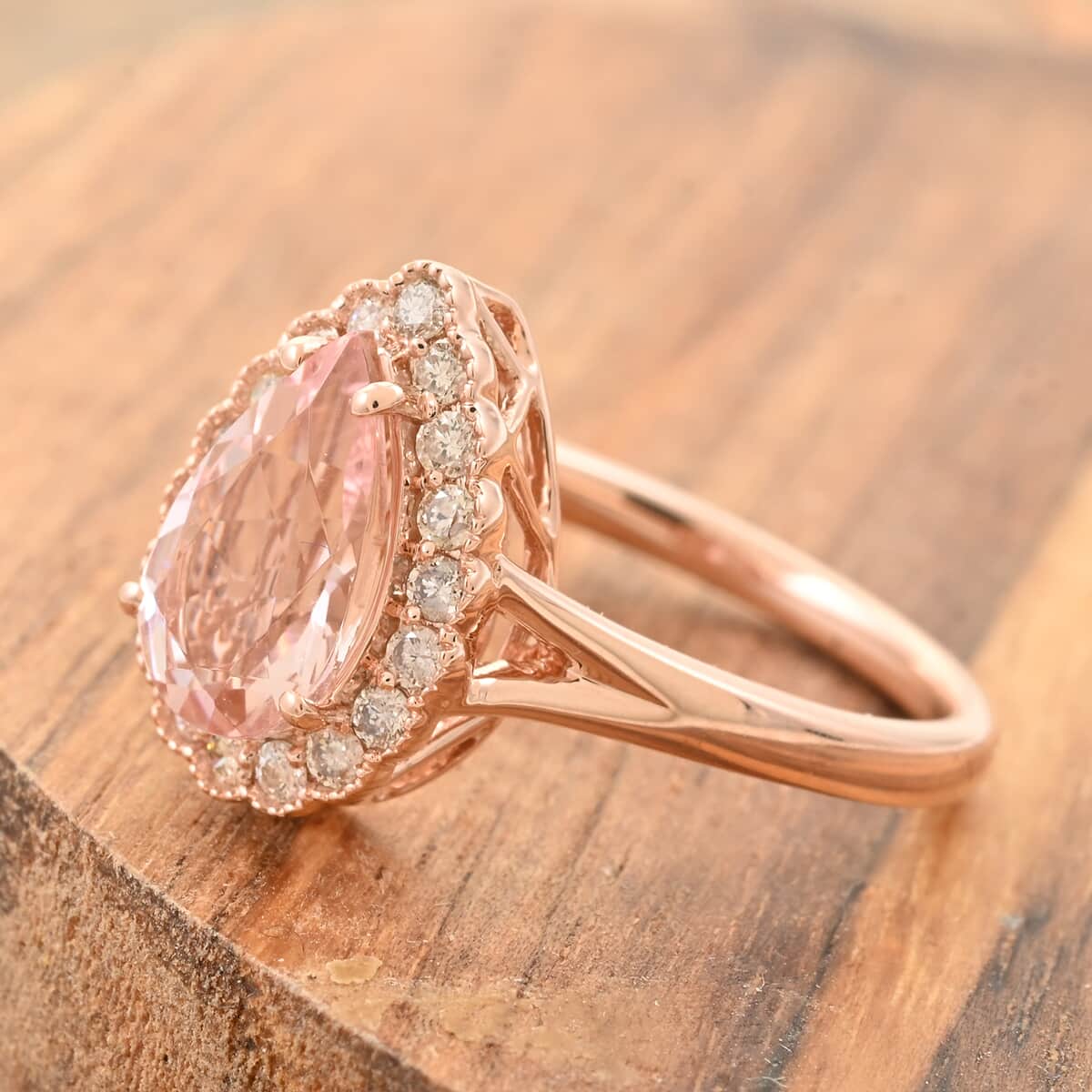 Certified & Appraised Luxoro 14K Rose Gold AAA Pink Morganite and G-H I2 Diamond Ring (Size 8.0) 1.50 ctw image number 1