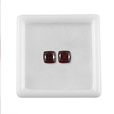 AA Mozambique Garnet Set of 2 (Cush 6x6 mm) 2.22 ctw Loose gemstone