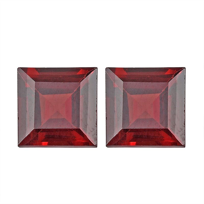 Mozambique Garnet Set of 2 (Sqr 7 mm) 3.61 ctw Loose gemstone