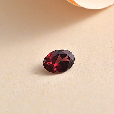 Orissa Rhodolite Garnet (Ovl 7x5 mm) 0.79 ctw Loose gemstone