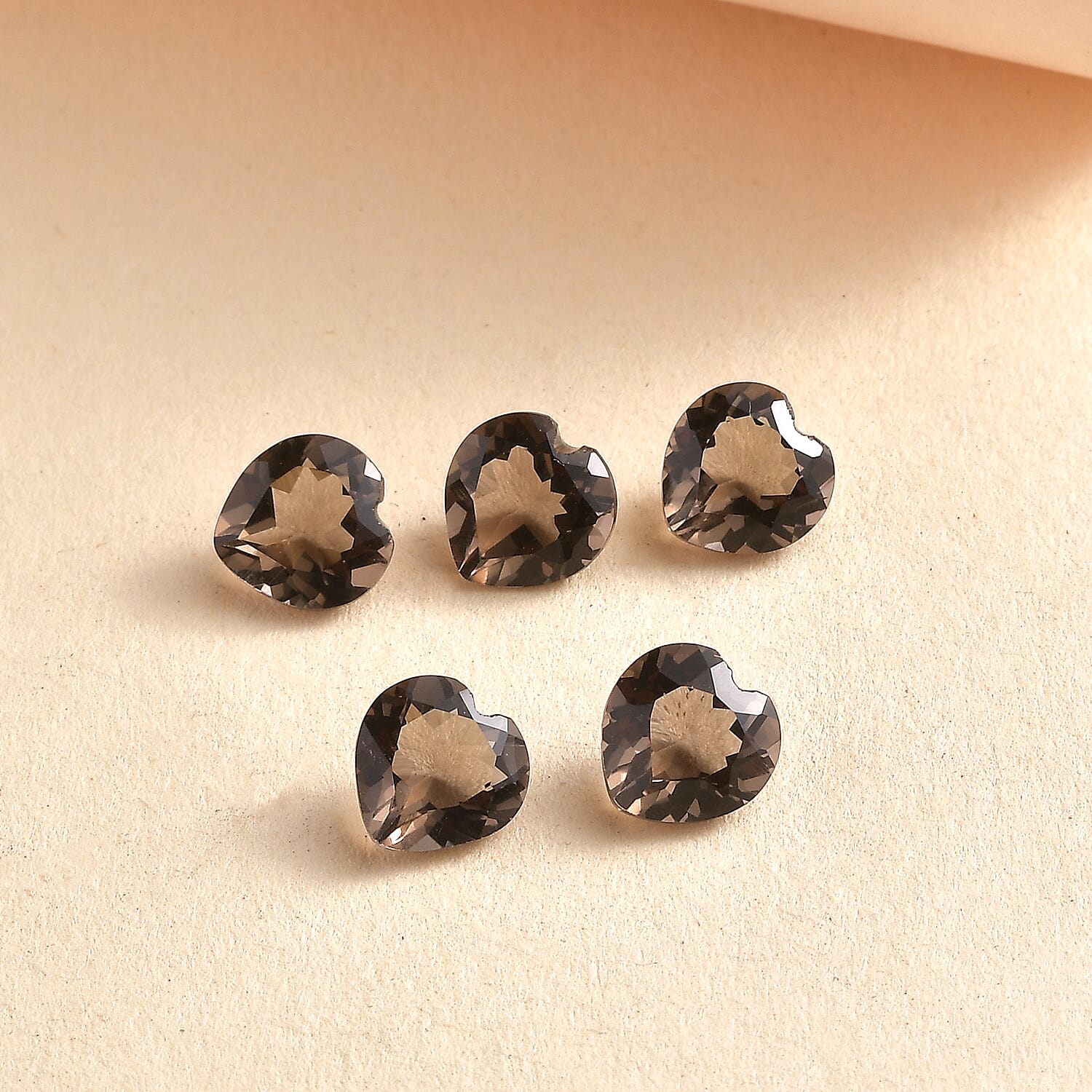 Brazilian Smoky Quartz Set of 5 (Hrt 7 mm) 5.45 ctw Loose gemstone