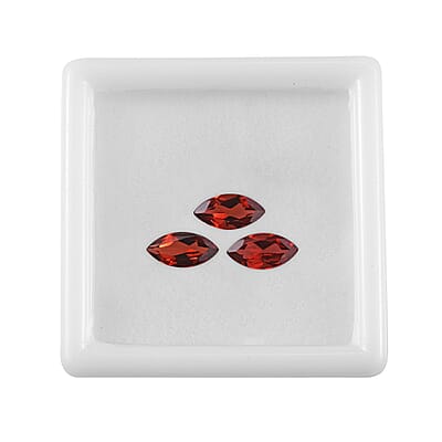 Mozambique Garnet Set of 3 (Mrq 8x4 mm) 1.68 ctw Loose gemstone