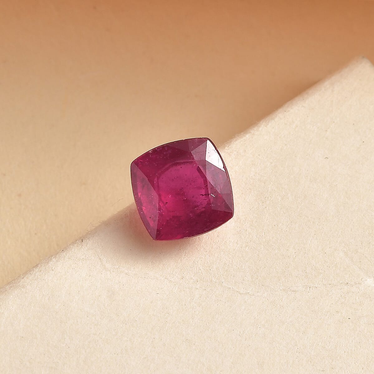 AA Niassa Ruby (FF) (Cush 7x7 mm) 2.14 ctw Loose gemstone image number 1