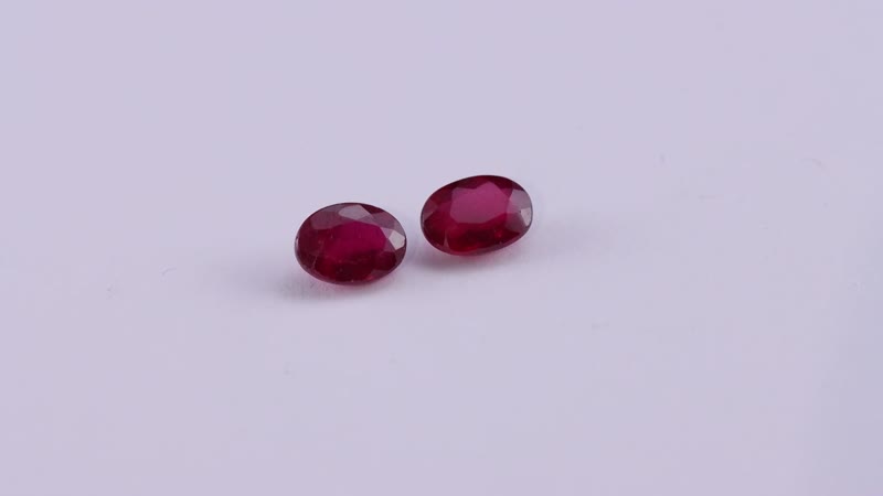 Niassa Ruby (FF) Set of 2 (Oval 7x5 mm) 2.11 ctw Loose gemstone