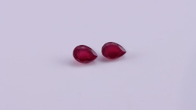 Niassa Ruby (FF) (Pear 7x5 mm) 1.96 ctw Loose gemstone
