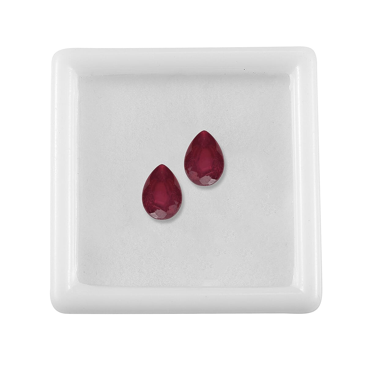 Niassa Ruby (FF) (Pear 7x5 mm) 1.96 ctw Loose gemstone