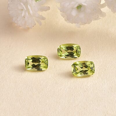 Hebei Peridot Set of 3 (Cush 6x4 mm) 1.50 ctw Loose gemstone