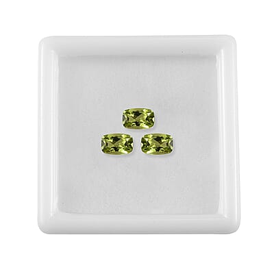 Hebei Peridot Set of 3 (Cush 6x4 mm) 1.50 ctw Loose gemstone