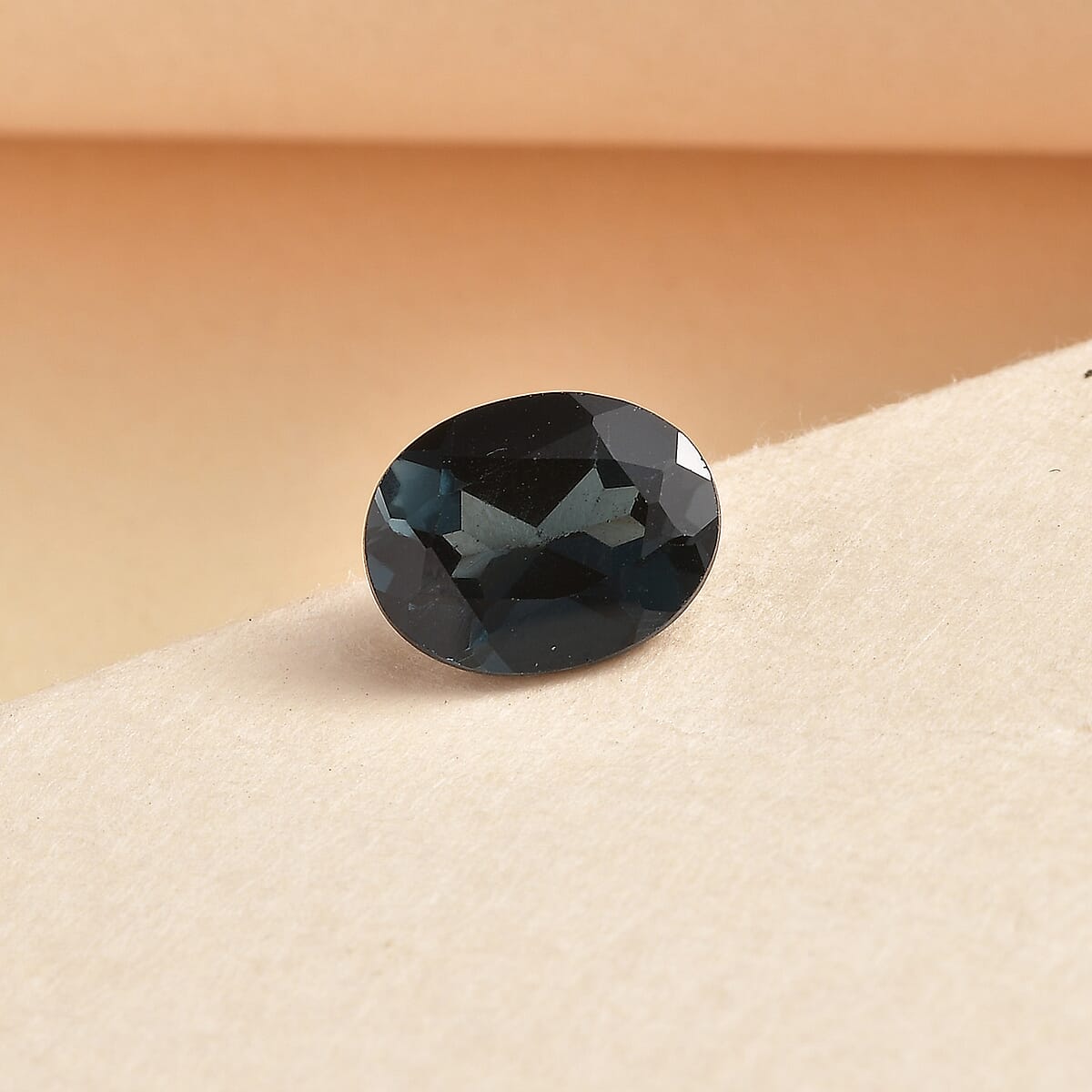 AA London Blue Topaz (Ovl 9x7 mm) 1.93 ctw Loose gemstone image number 1