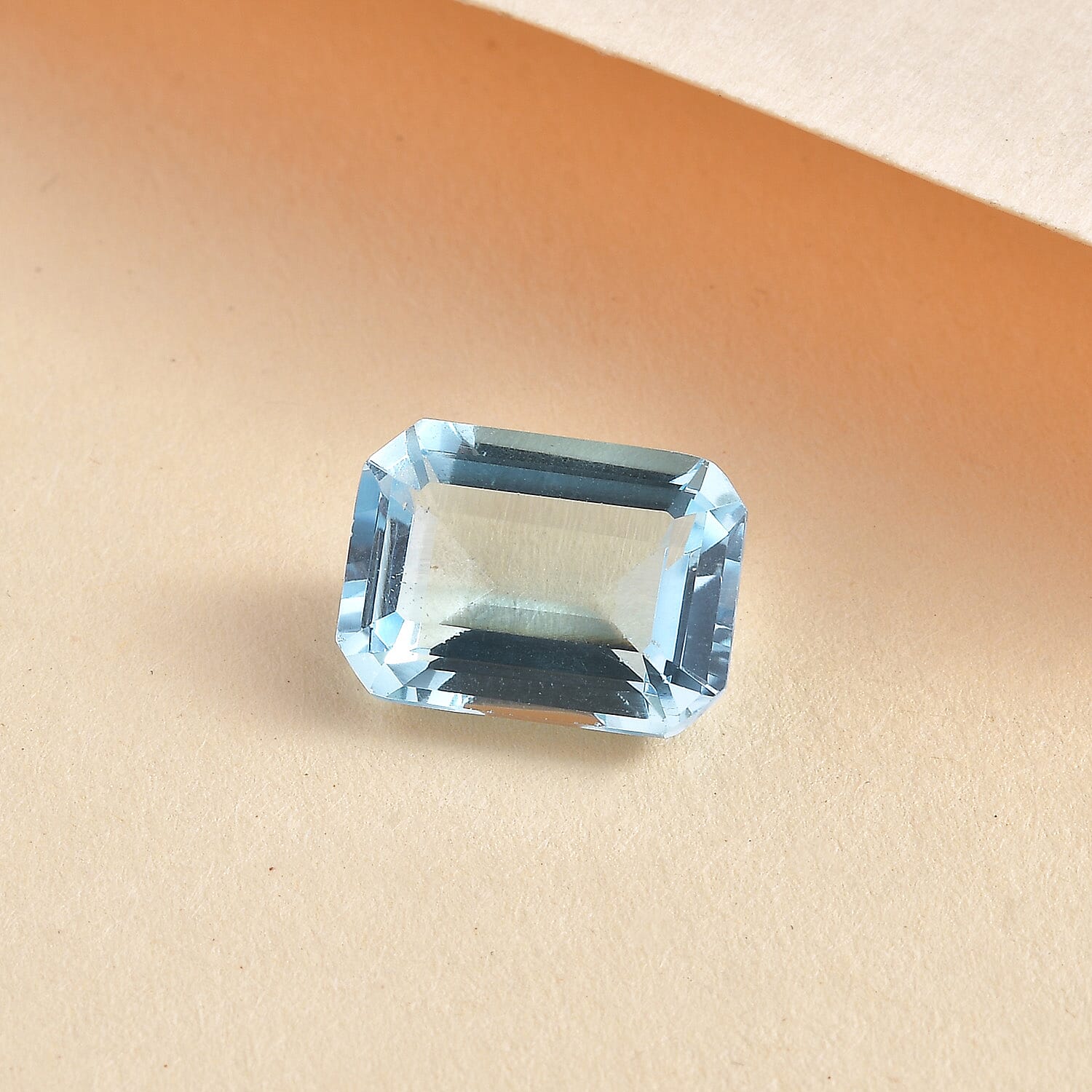 Swiss Blue Topaz (Oct 14x10 mm) 8.34 ctw Loose gemstone