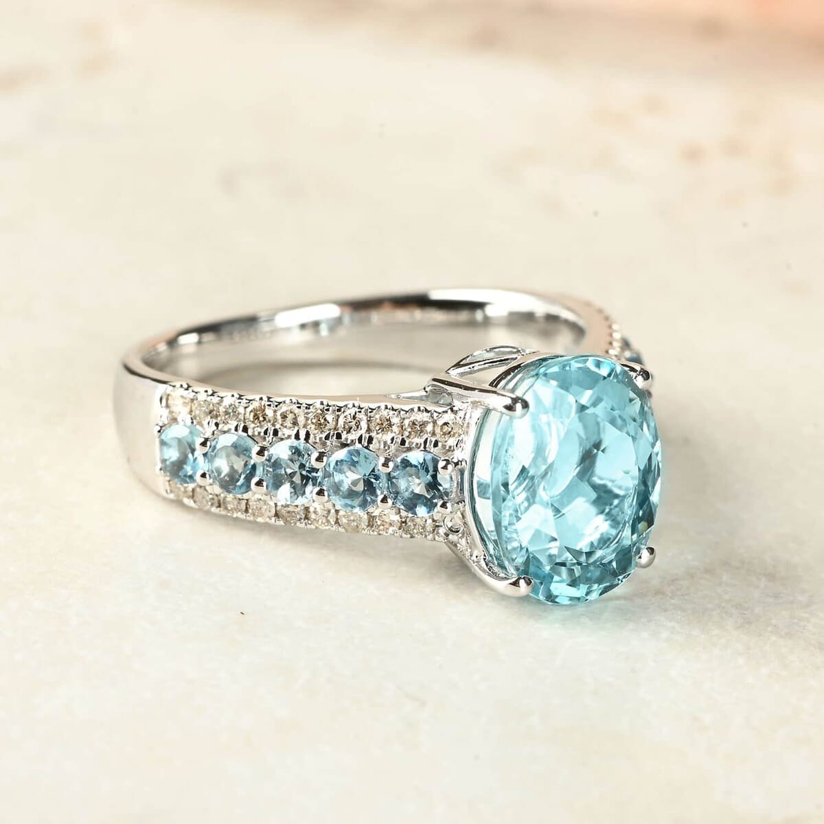Certified & Appraised Luxoro AAA Santa Maria Aquamarine and G-H I2 Diamond 3.20 ctw Ring in 14K White Gold (Size 8.5) 4.56 Grams image number 1