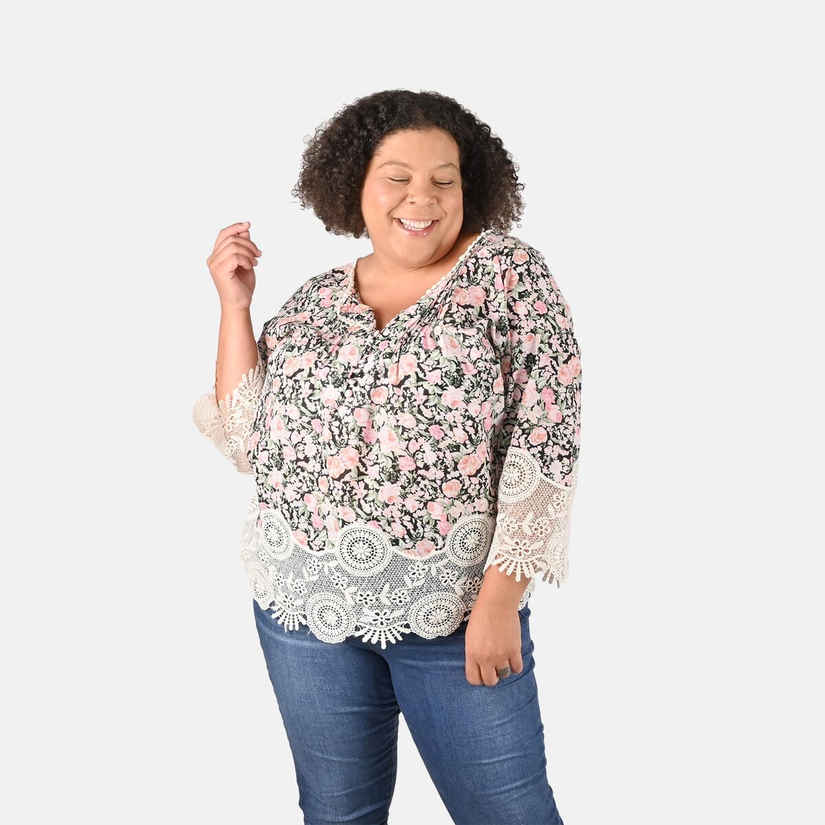 Tamsy Pink Floral Vivian Vintage Tunic with Lace Trim - M image number 3