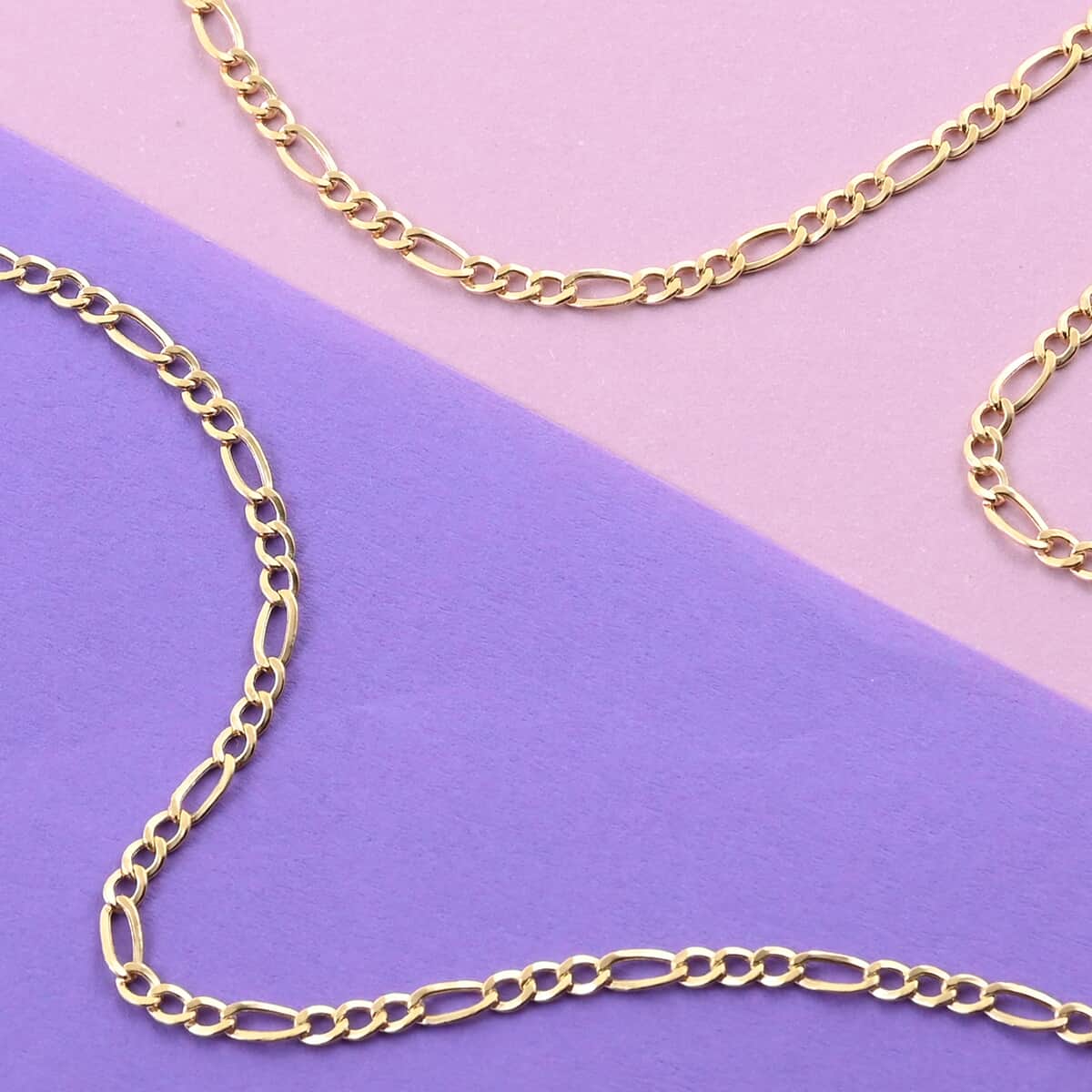 10K Yellow Gold 2.5mm Figaro Chain Necklace 24 Inches 2.6 Grams image number 1