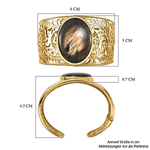 Labradorite 70.15 ctw Bangle Bracelet in Goldtone (7.25 in)