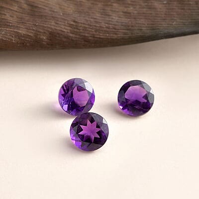 African Amethyst Set of 3 (Rnd 7 mm) 2.93 ctw Loose gemstone
