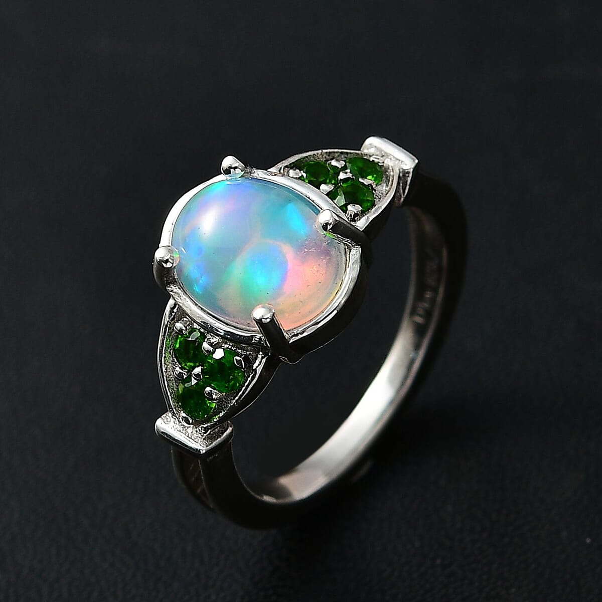 Premium Ethiopian Welo Opal and Chrome Diopside Ring in Platinum Over Sterling Silver (Size 9.0) 1.35 ctw image number 2
