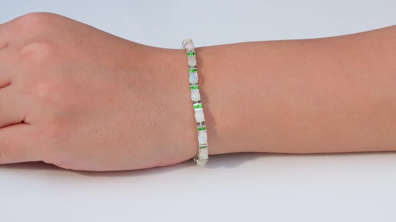 Premium Ethiopian Welo Opal and Chrome Diopside Bracelet in Platinum Over Sterling Silver (6.50 In) 6.35 ctw