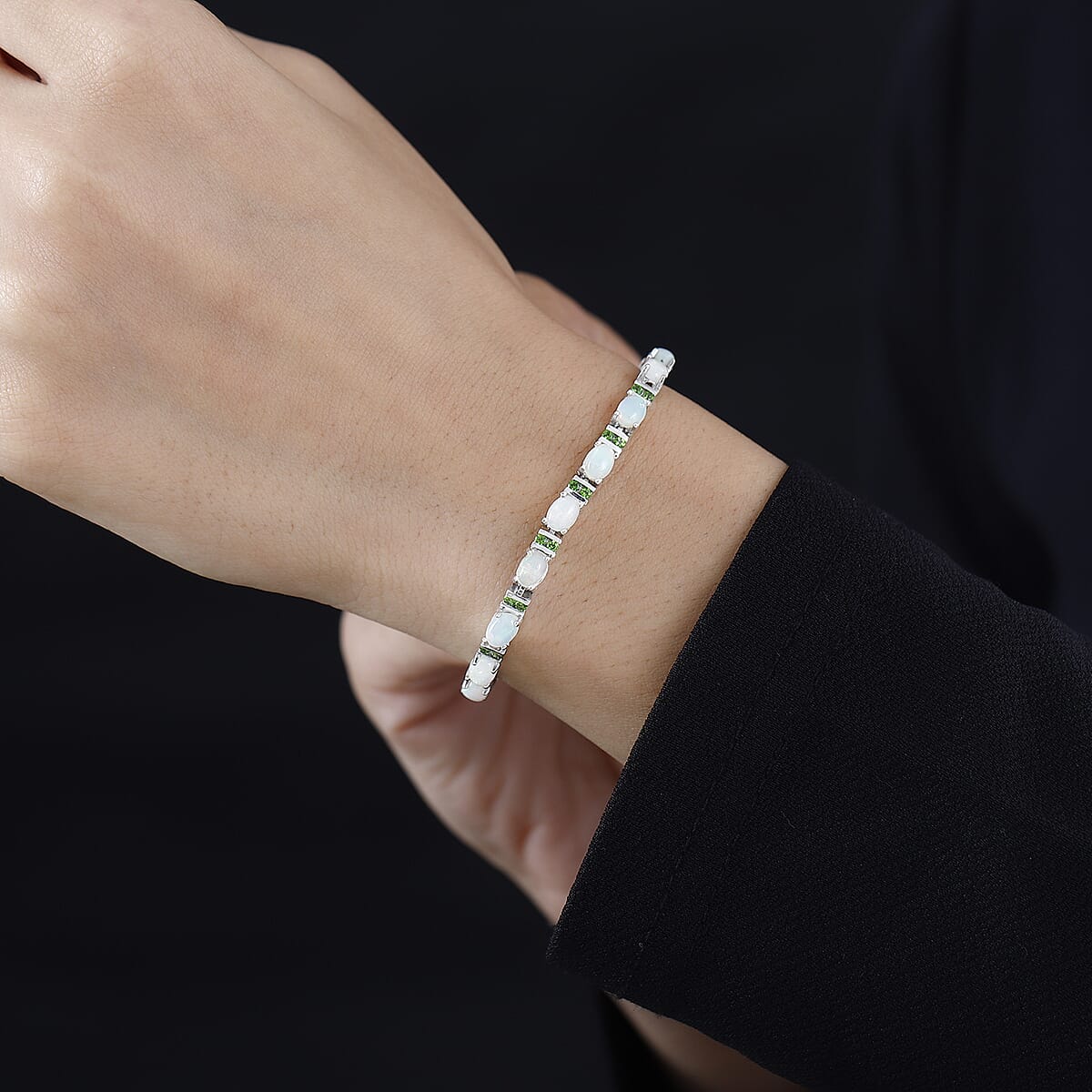 Premium Ethiopian Welo Opal and Chrome Diopside Bracelet in Platinum Over Sterling Silver (6.50 In) 6.35 ctw image number 3
