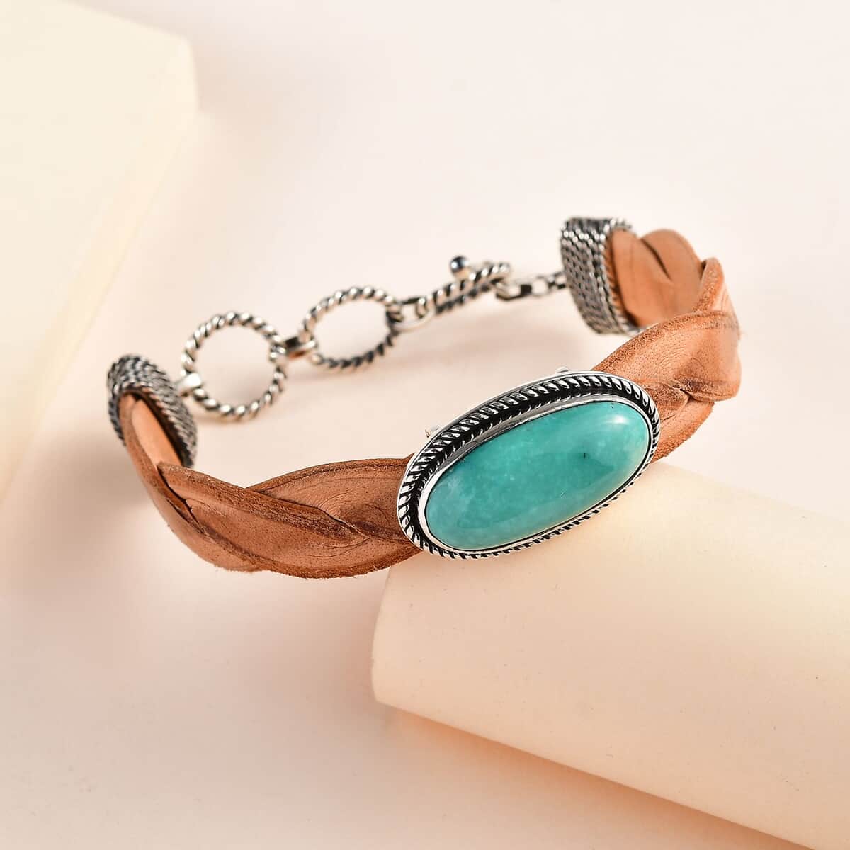 Artisan Crafted Sierra Nevada Turquoise Leather Cord Bracelet in Sterling Silver (7.25-8.50In) 14.50 ctw image number 1