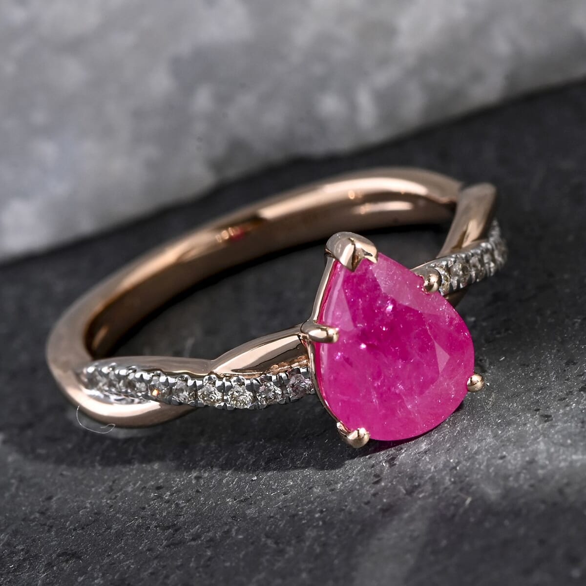 Certified & Appraised Luxoro AAA Montepuez Ruby and G-H I2 Diamond 2.10 ctw Ring in 14K Rose Gold (Size 7.5) image number 1