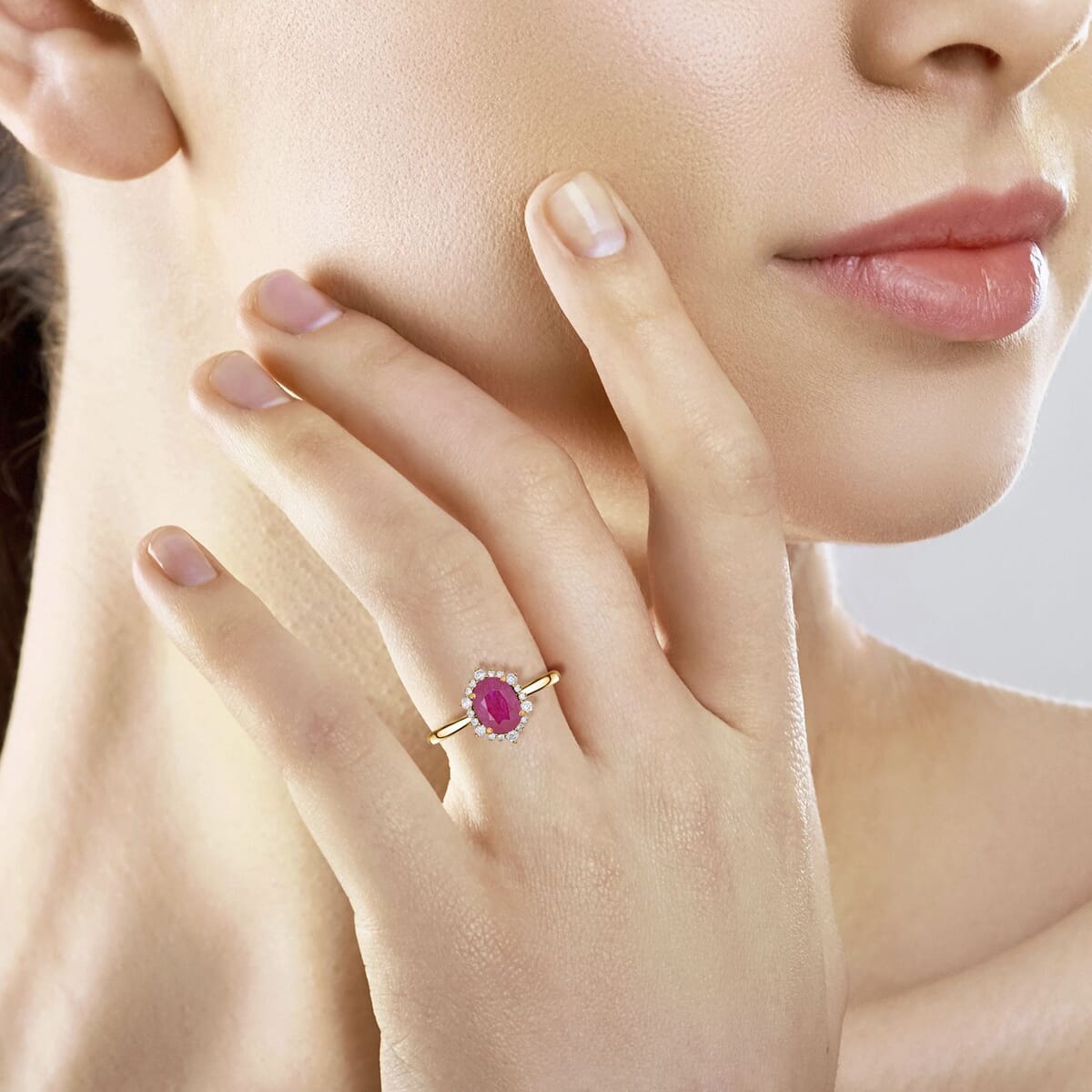 Certified & Appraised Luxoro 14K Yellow Gold AAA Montepuez Ruby and G-H I2 Diamond Ring (Size 6.5) 1.60 ctw image number 2