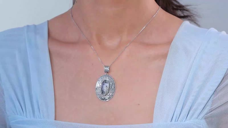 Artisan Crafted White Buffalo Pendant in Sterling Silver 9.30 ctw