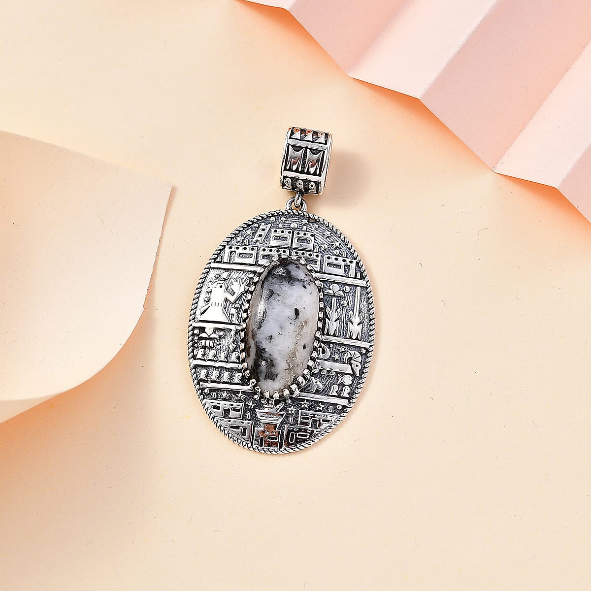 Artisan Crafted White Buffalo Pendant in Sterling Silver 9.30 ctw image number 1