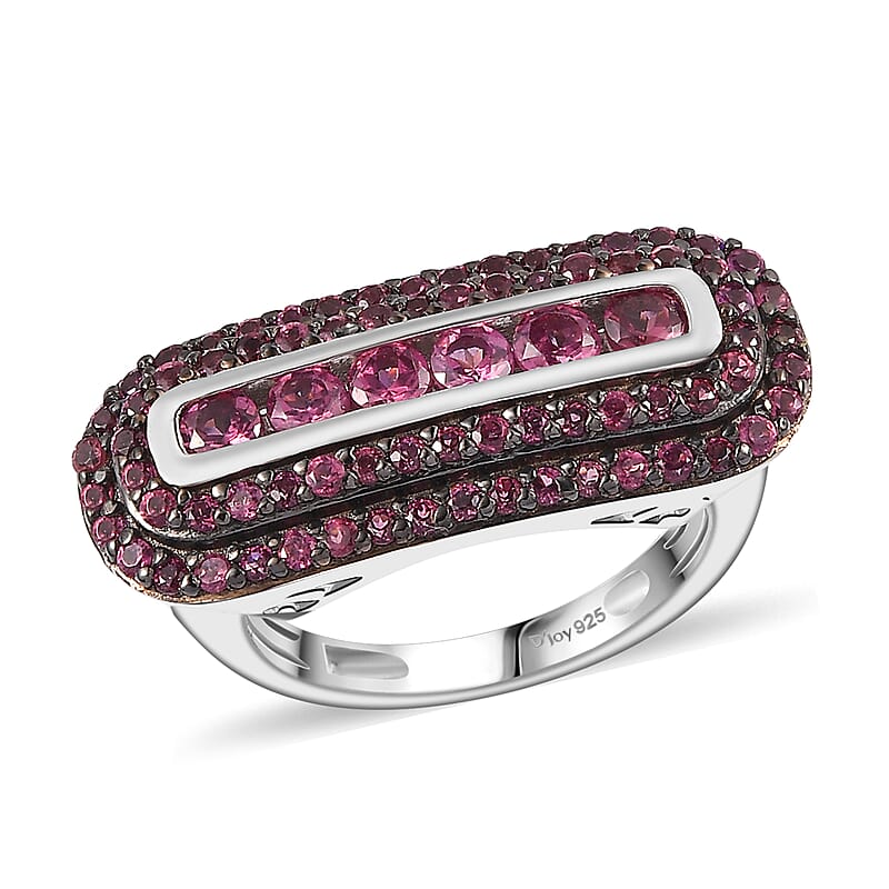 Tanzanian Wine Garnet Ring in Rhodium Over Sterling Silver (Size 10.0) 1.65 ctw