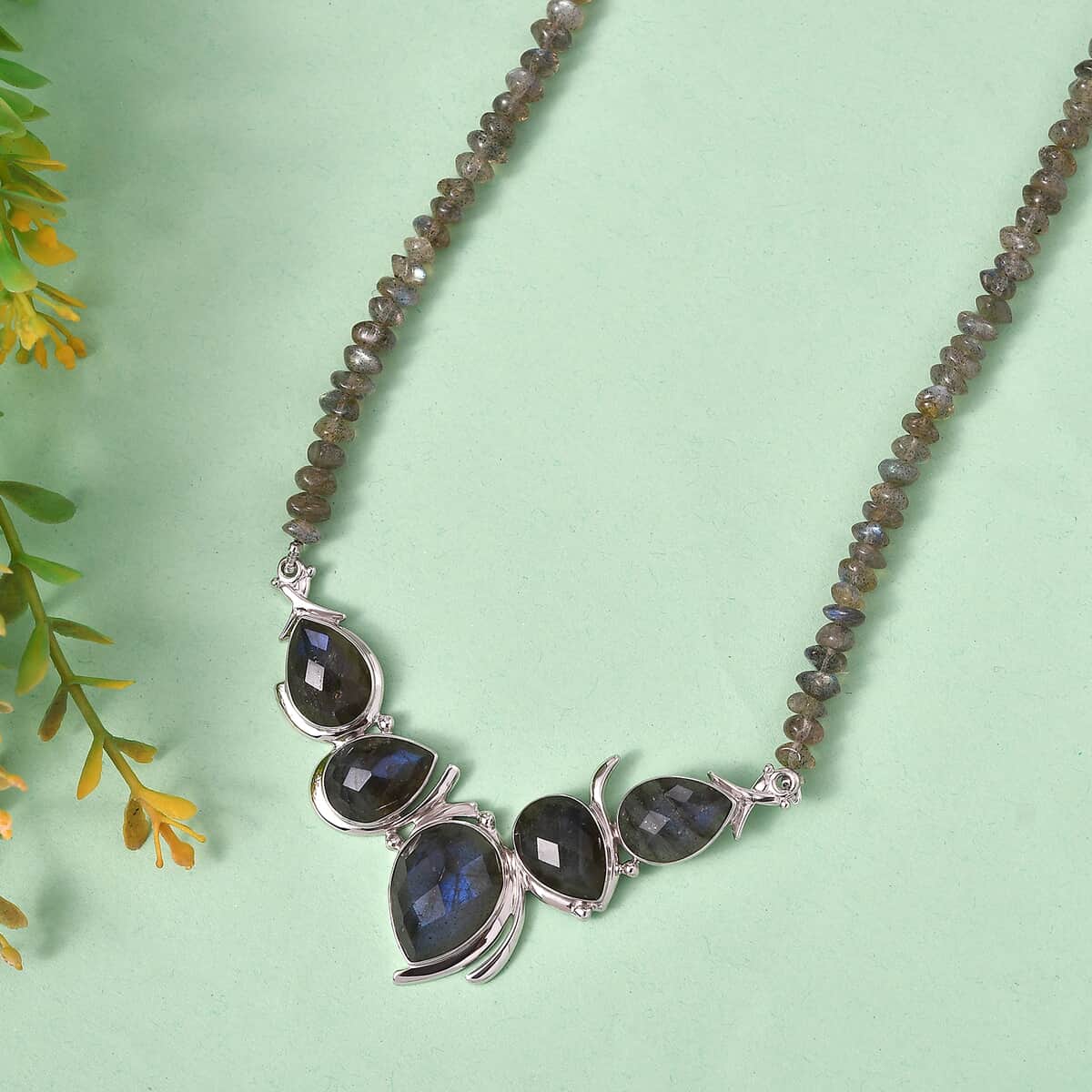 Sajen Silver AAA Malagasy Labradorite and Labradorite Beaded Necklace 18-20 Inches in Platinum Over Sterling Silver 92.00 ctw image number 1