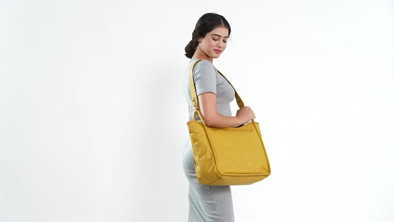 100% Genuine Leather Shoulder Bag? - Rust