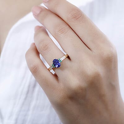 Luxoro AAA Tanzanite, AAAA Boyaca Colombian Emerald and I2 Diamond 1.50 ctw Ring in 14K Yellow Gold (Size 10.0)