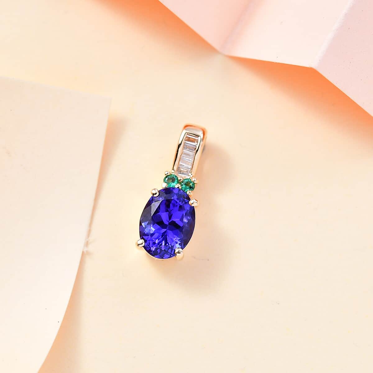 Luxoro 14K Yellow Gold AAA Tanzanite, AAAA Boyaca Colombian Emerald and G-H I2 Diamond Pendant 1.50 ctw image number 1