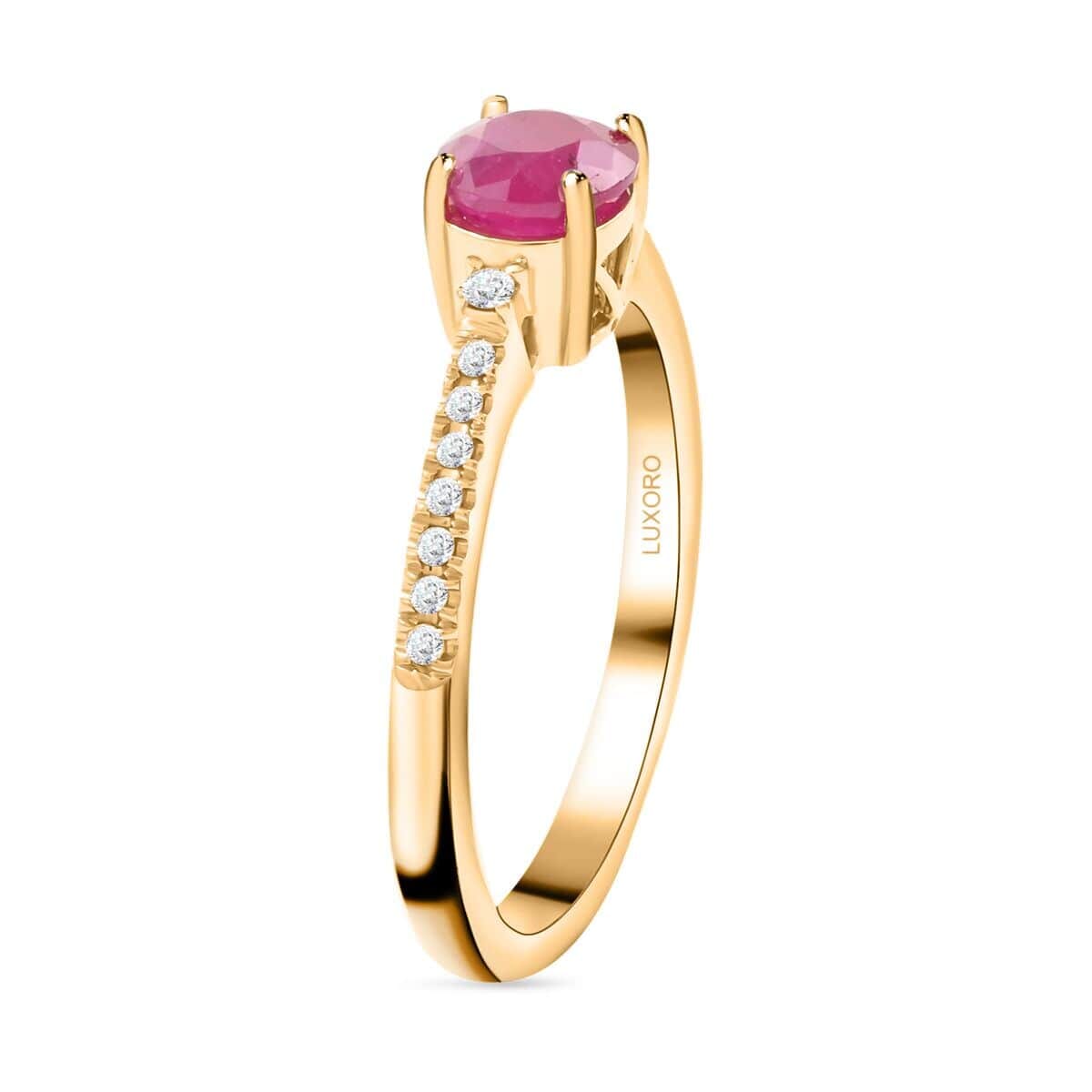 Certified & Appraised Luxoro 14K Yellow Gold AAA Montepuez Ruby and I2 Diamond Ring (Size 5.0) 1.20 ctw image number 3