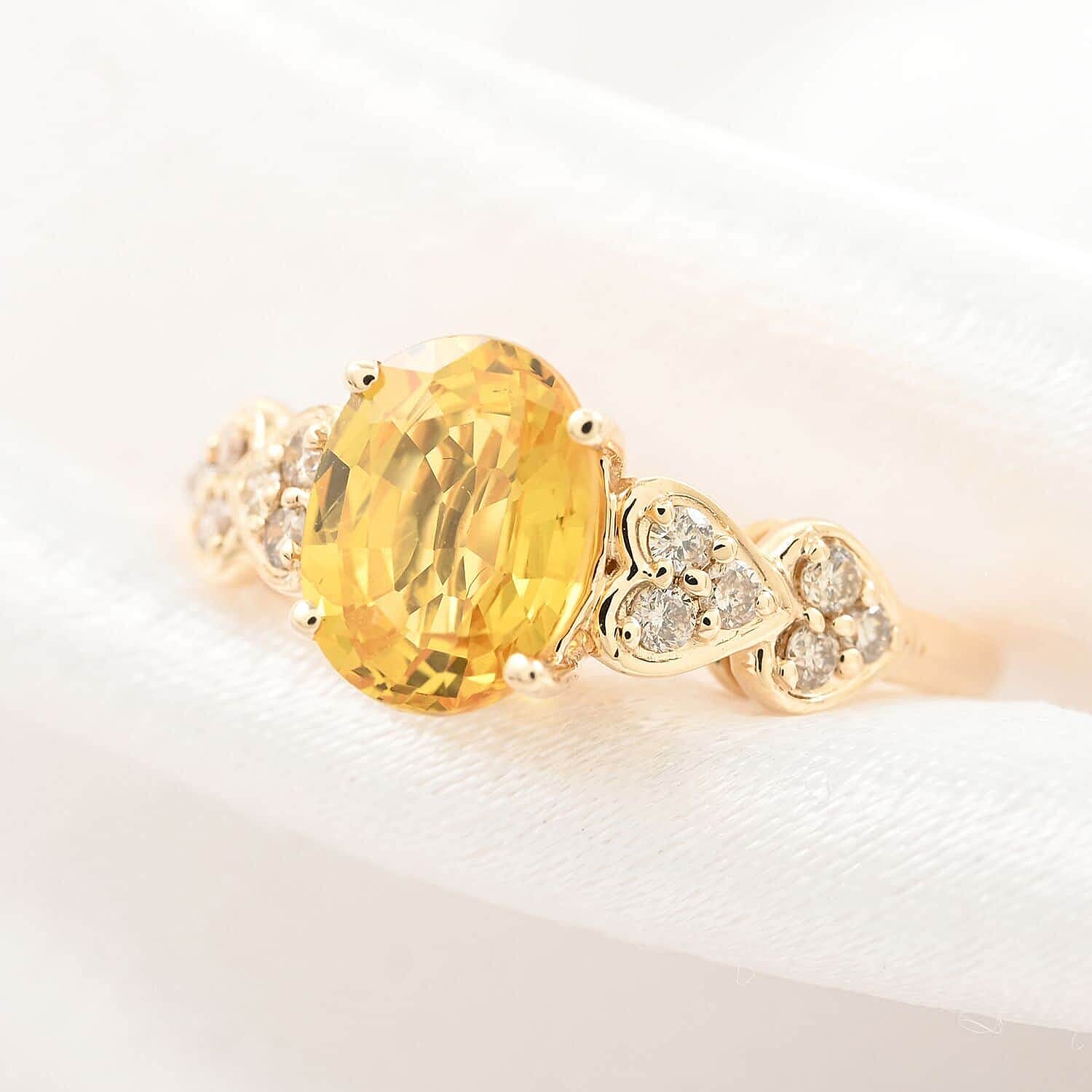 Certified & Appraised Luxoro 14K Yellow Gold AAA Yellow Sapphire and I2 Diamond Ring (Size 5.0) 1.85 ctw